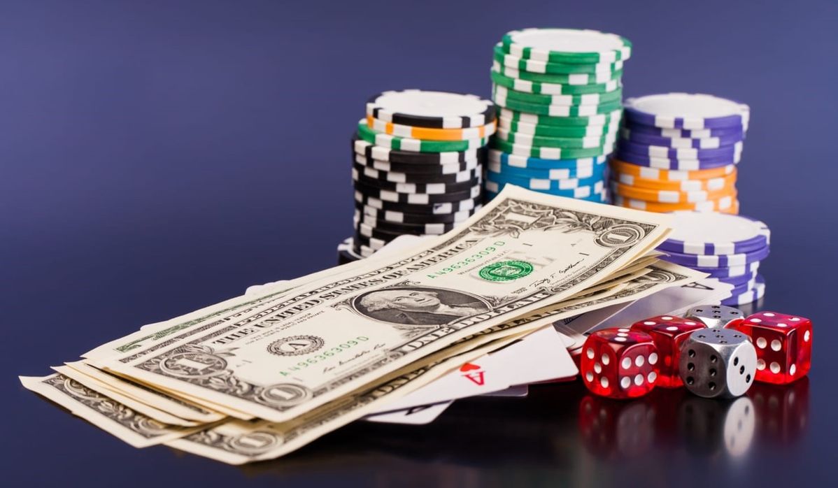 Admiral Casino کیسینو میں سلاٹ کھیلنا شروع کریں۔